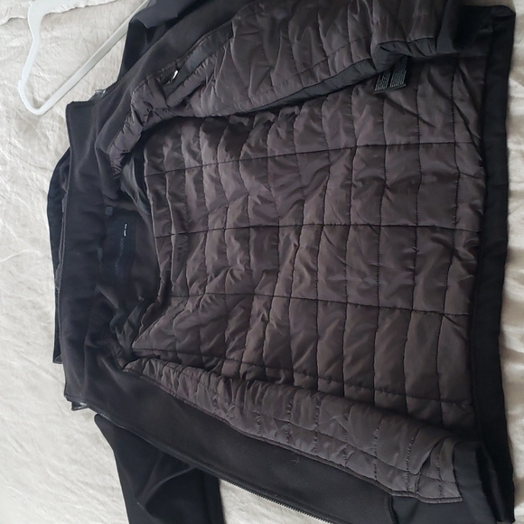 Weatherproof jacket - Picture 6 of 15